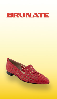 Ein eleganter, flacher Brunate Loafer in kräftigem Rot Brunate Roter geflochtener Loafer für das Frühjahr 2026 bei Schuhwahnsinn